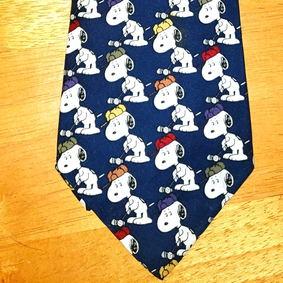 Snoopy & Friends "Miniature Golf" Mens Neck Tie - Picture 1 of 3